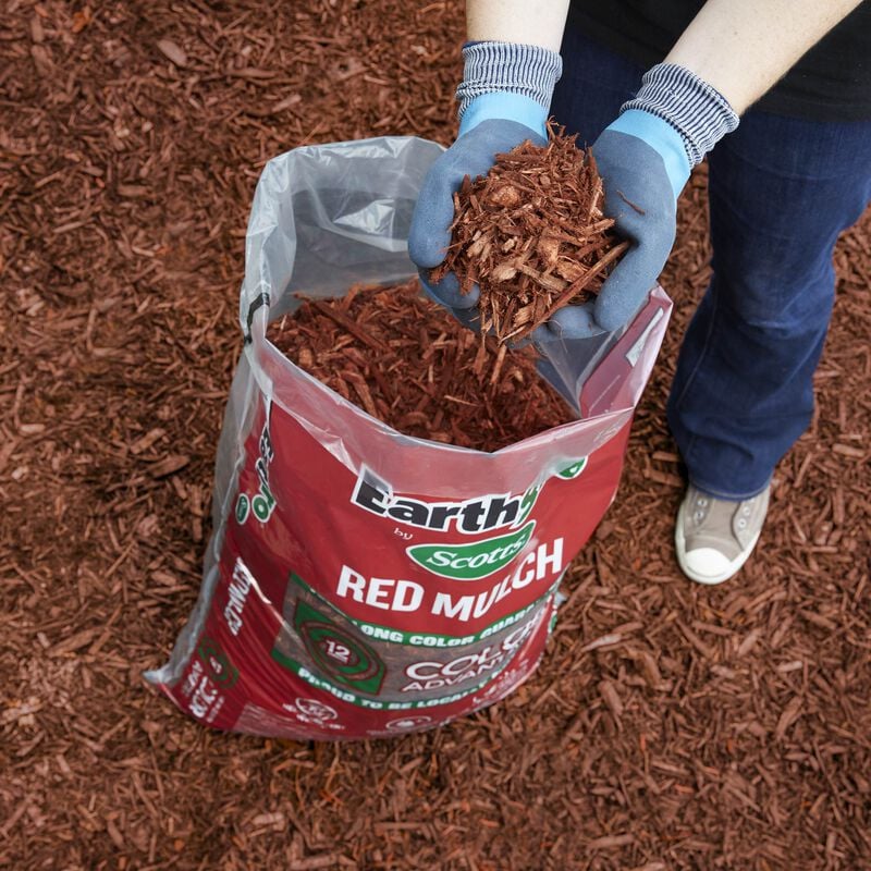Earthgro® by Scotts® 1.5 cu. ft. Bagged Red Wood Mulch image number null