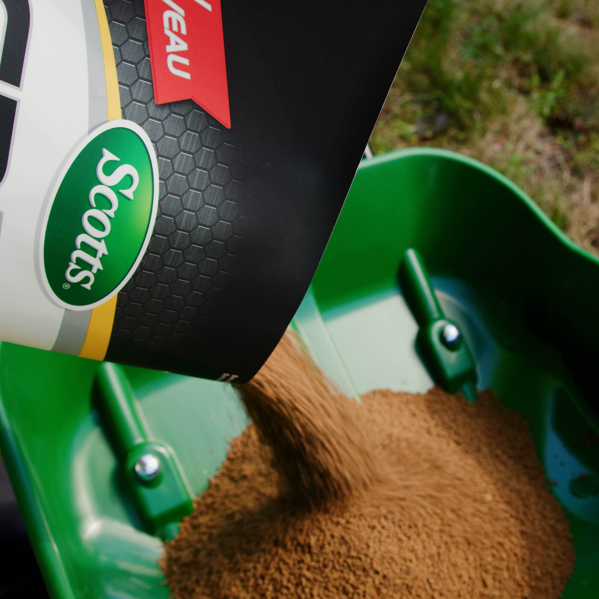Scott grub control store