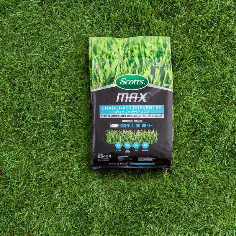 Scotts® MAX™ Crabgrass Preventer with Lawn Food image number null