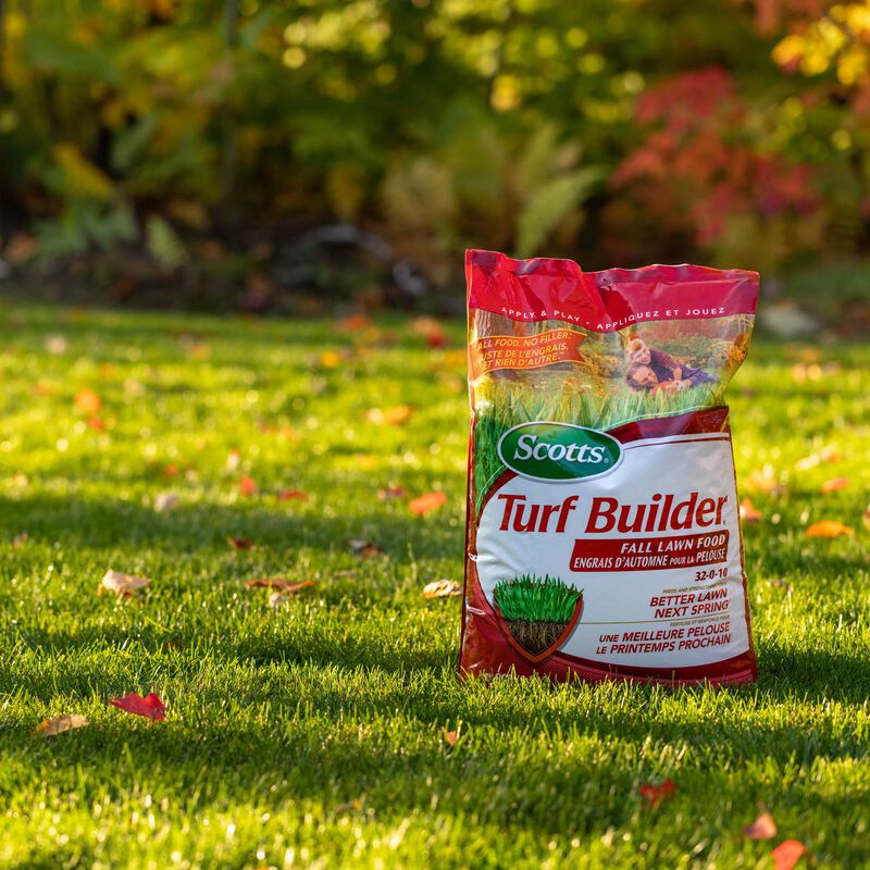 Scotts® Turf Builder® Fall Lawn Food image number null