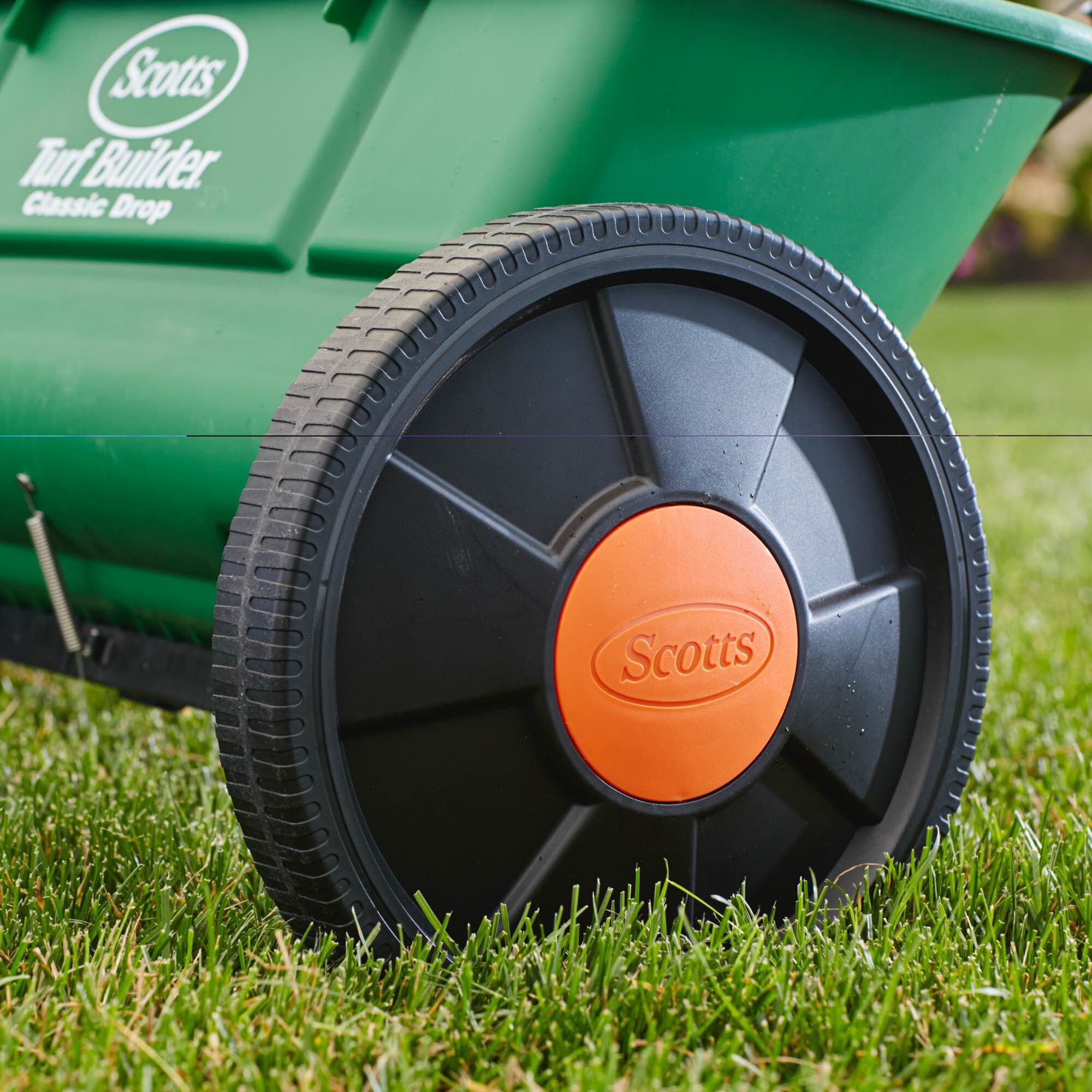 Scotts Turf Builder Classic Drop Spreader Scotts