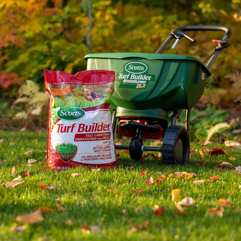 Scotts® Turf Builder® Fall Lawn Food image number null