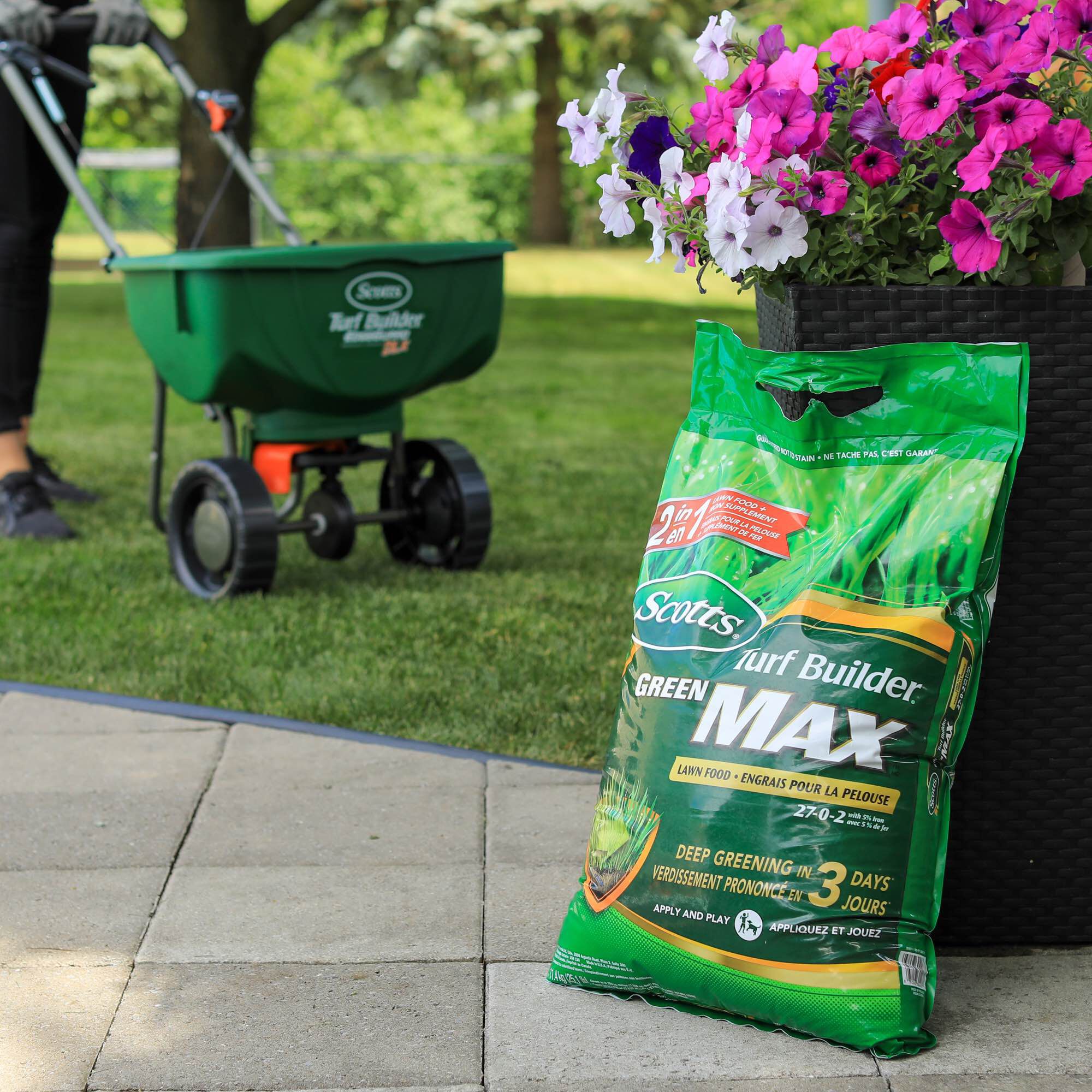 Scotts green outlet max fertilizer
